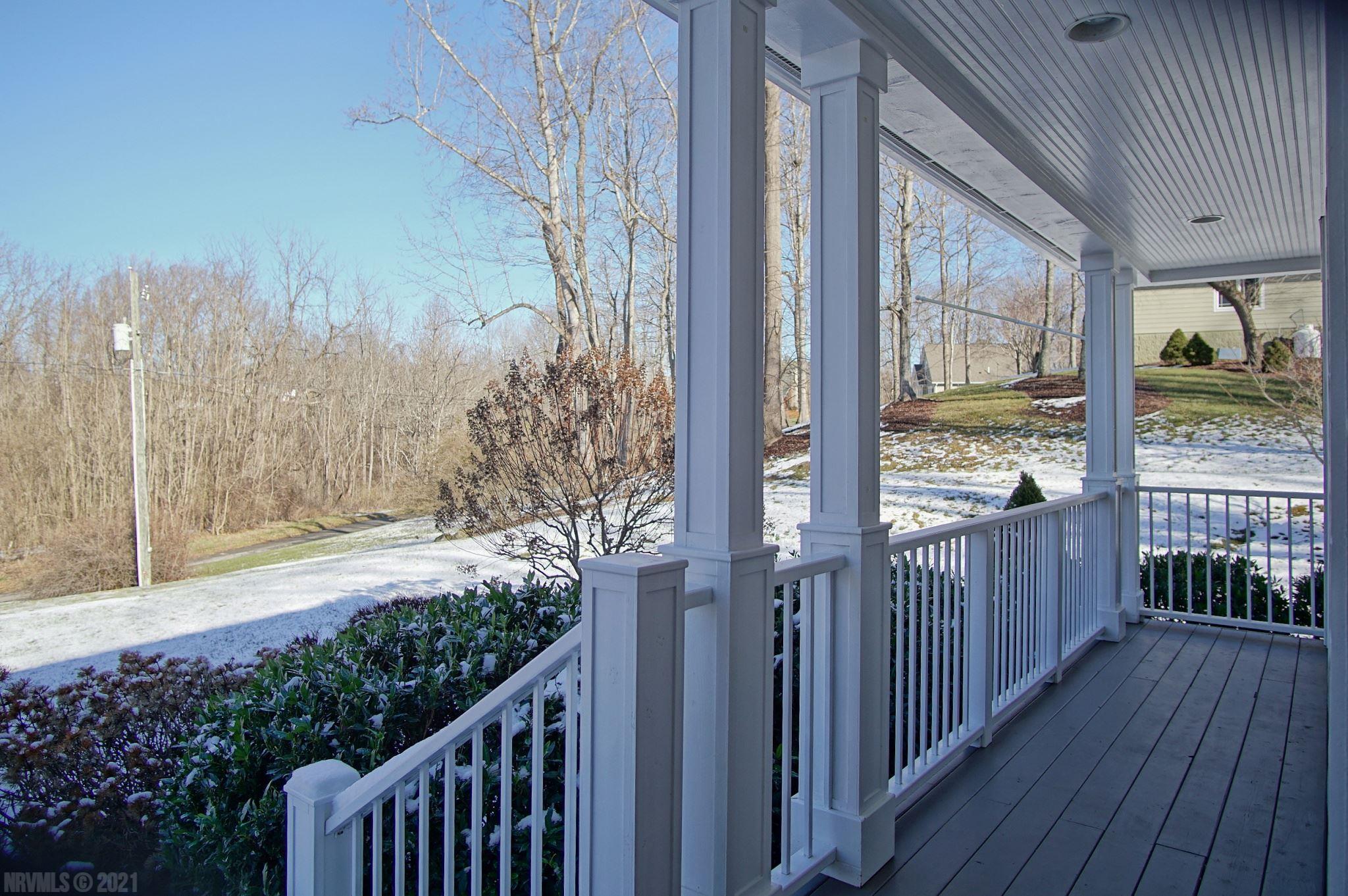 927 Redbud Road Blacksburg, VA 24060 - Photo 39 of 51 Gallery Image 39