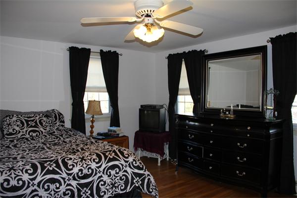 89 Concord Road Bedford, MA 01730 - Photo 12 of 15 Gallery Image 12
