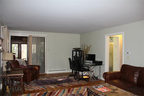 89 Concord Road Bedford, MA 01730 - Photo 6 of 15 Gallery Image 6
