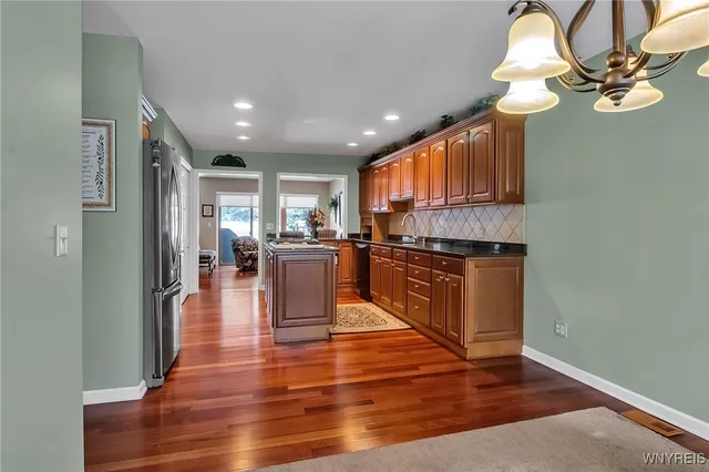 $549,900 | 122 Hidden Ridge Common, Amherst, NY 14221