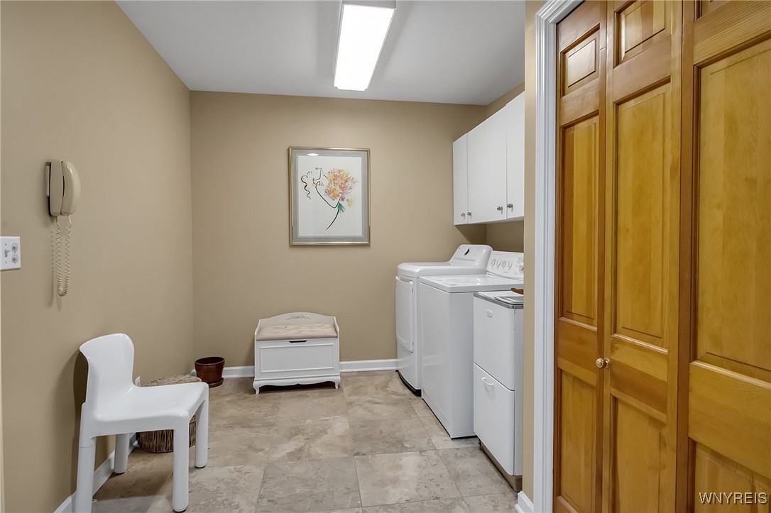 122 Hidden Ridge Common Amherst, NY 14221 - Photo 23 of 36