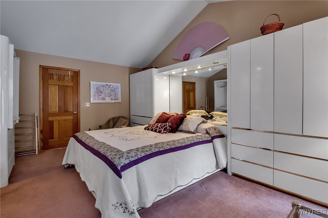 122 Hidden Ridge Common Amherst, NY 14221 - Photo 25 of 35