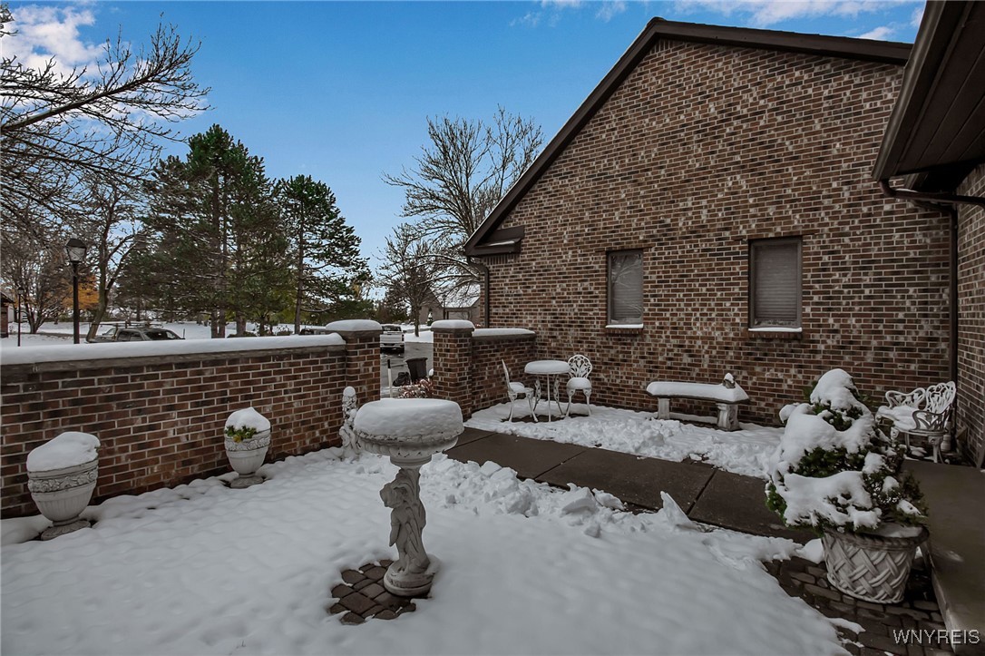 122 Hidden Ridge Common Amherst, NY 14221 - Photo 4 of 36