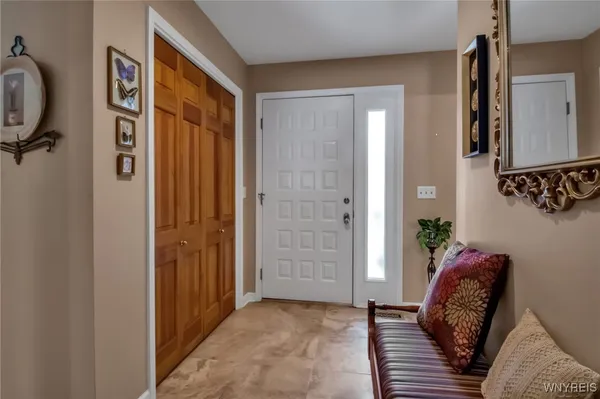 $525,000 | 122 Hidden Ridge Common, Amherst, NY 14221