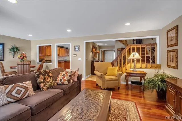 $549,900 | 122 Hidden Ridge Common, Amherst, NY 14221