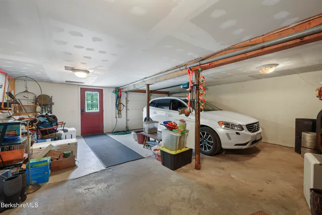 $795,000 | 4 Birch Hill Road, Peru, MA 01235