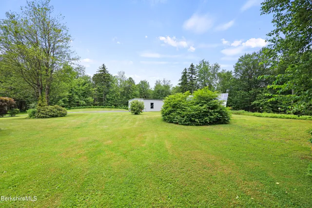 $795,000 | 4 Birch Hill Road, Peru, MA 01235