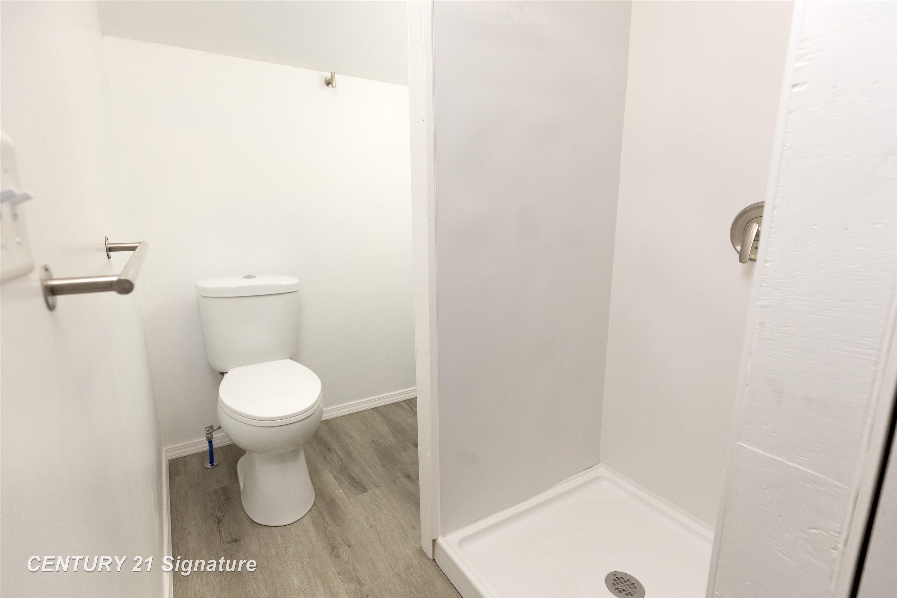 611 West 2nd Street Pinconning, MI 48650 - Photo 31 of 38