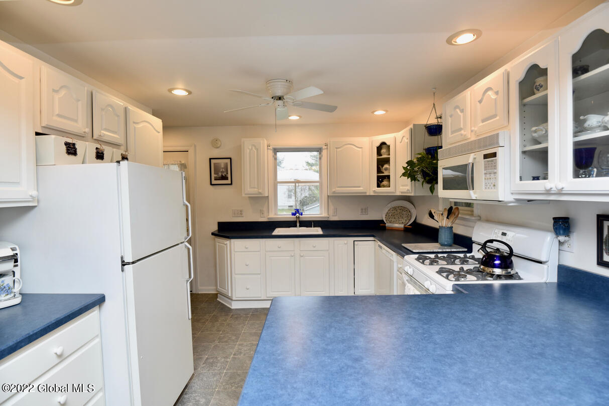261 Old Loudon Road Latham, NY 12110 - Photo 14 of 41 6