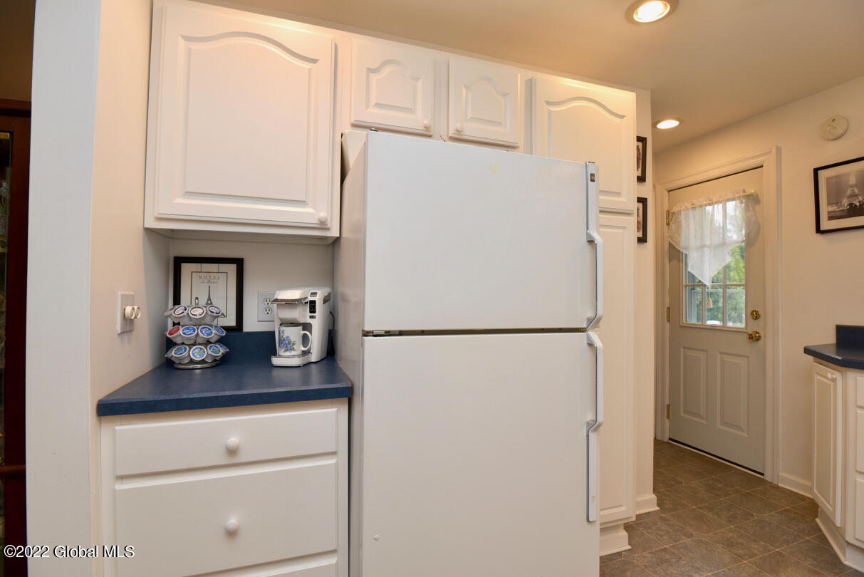 261 Old Loudon Road Latham, NY 12110 - Photo 19 of 41 11