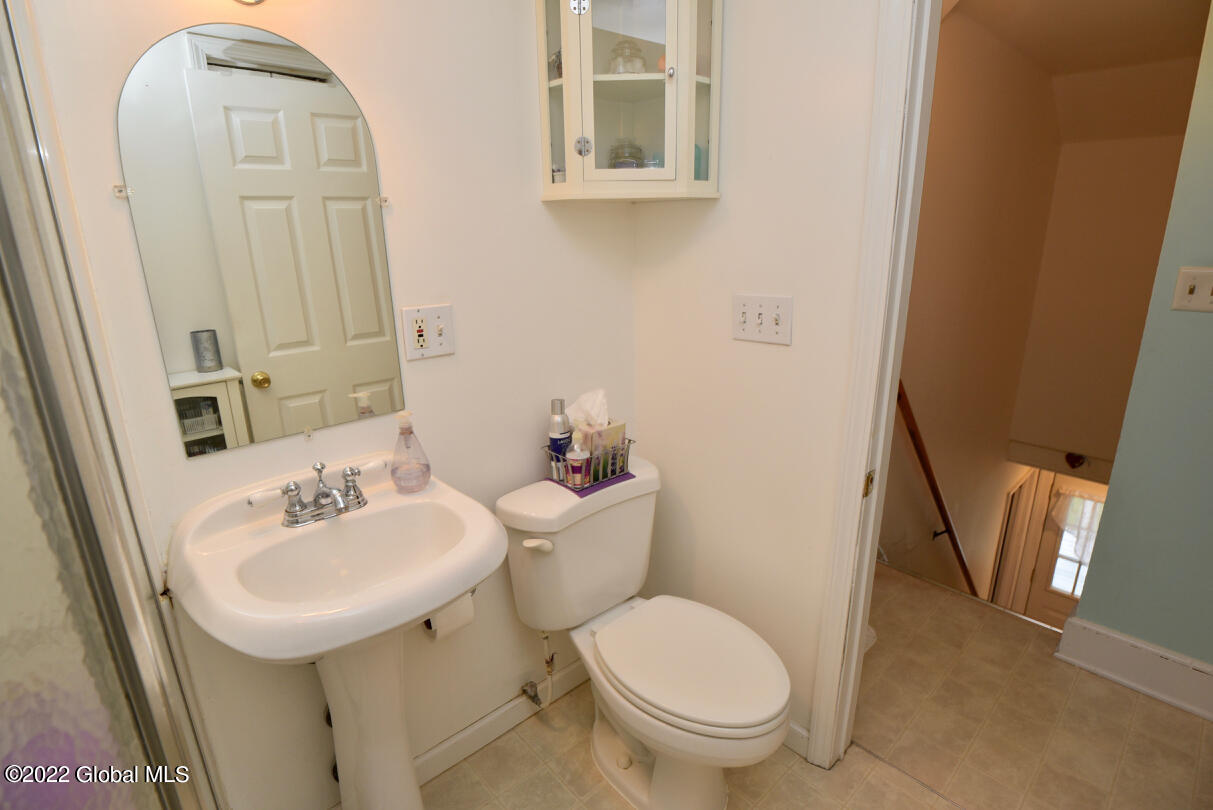 261 Old Loudon Road Latham, NY 12110 - Photo 29 of 41 29