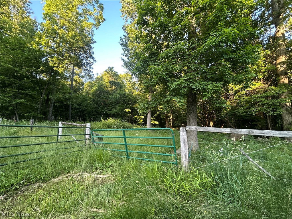 12929 Pleasant Valley Road Northeast Utica, OH 43080 - Photo 36 of 47