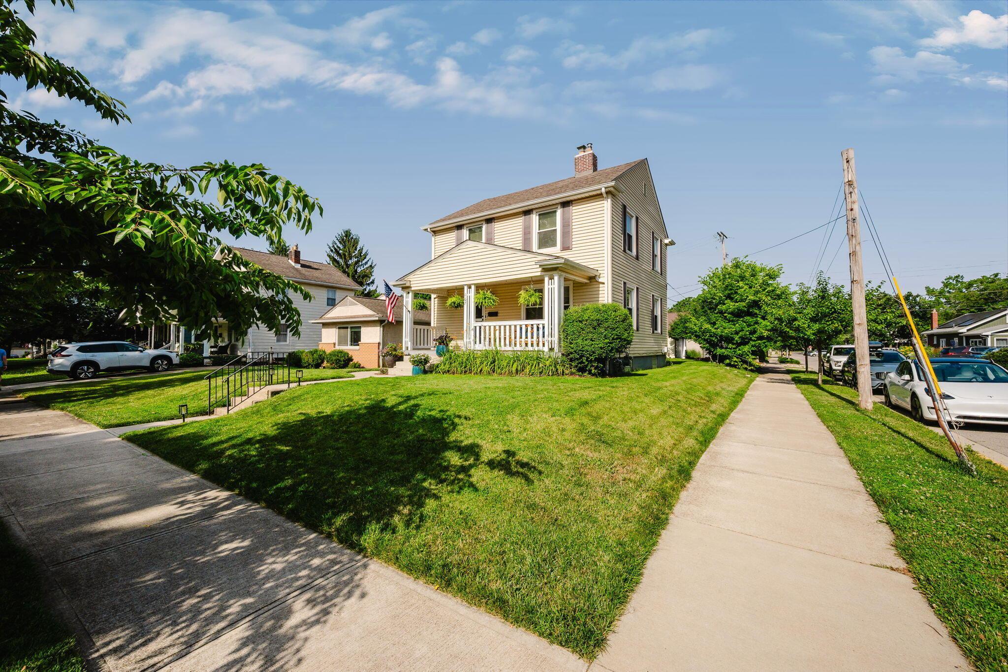 867 Oxley Road Columbus, OH 43212 - Photo 4 of 66 Front Exterior