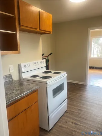 $1,500 | 809 Fort Henry Street, Petersburg, VA 23803