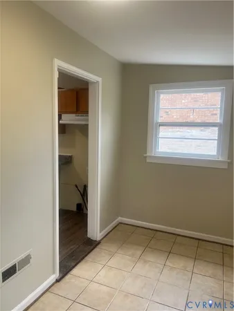 $1,200 | 809 Fort Henry Street, Petersburg, VA 23803