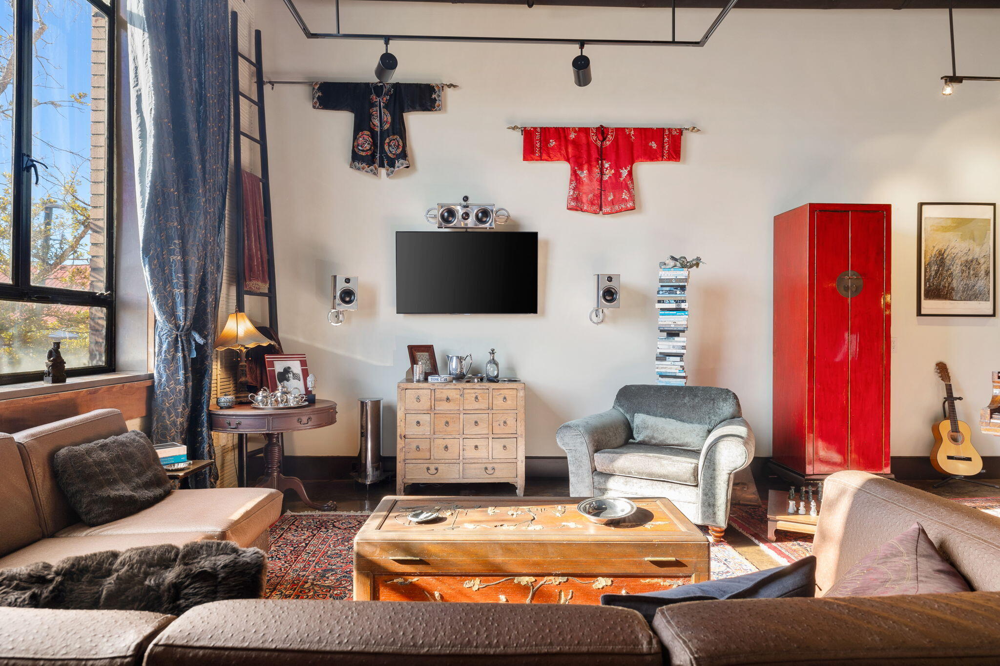 517 King Street, Unit PH 1 Charleston, SC 29403 - Photo 14 of 35 23-web-or-mls-023-517KingSt-Unit1and10-C