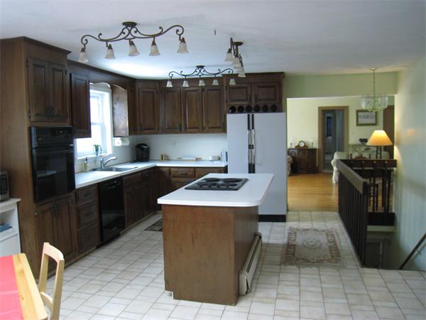 99 Woodland Road Ashland, MA 01721 - Photo 3 of 23 Gallery Image 3