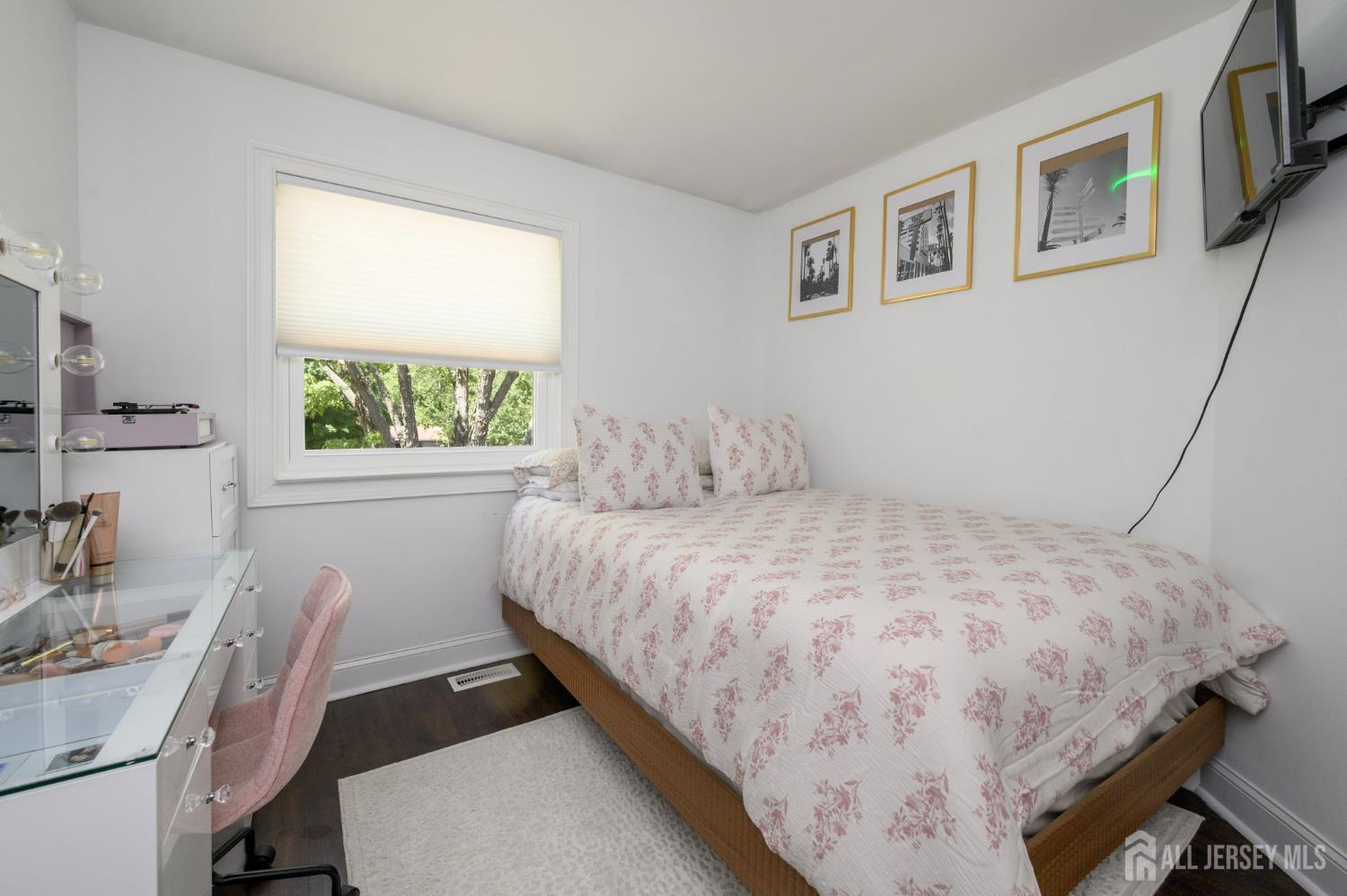 16 Finch Road Howell, NJ 07731 - Photo 20 of 35