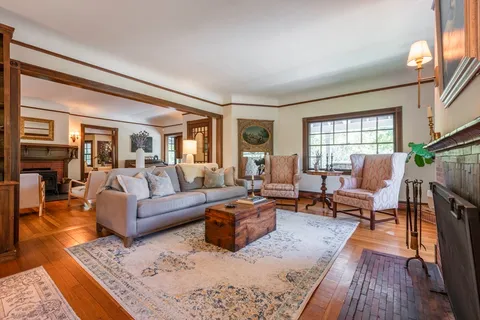 $1,525,000 | 7 Emily Lane, Gloucester, MA 01930