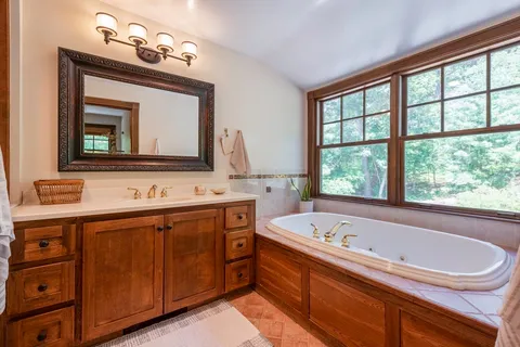 $1,525,000 | 7 Emily Lane, Gloucester, MA 01930