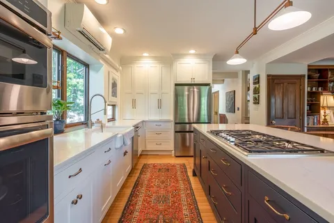 $1,525,000 | 7 Emily Lane, Gloucester, MA 01930