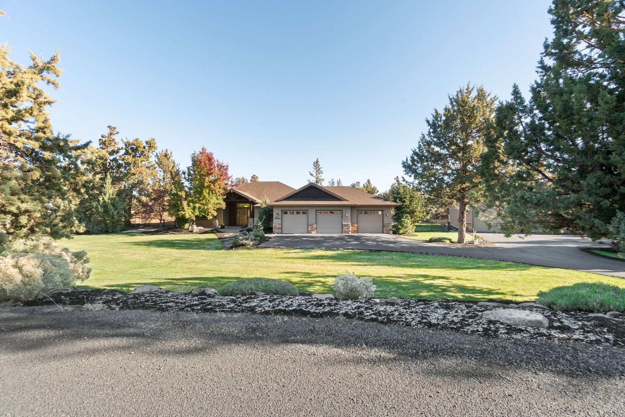 63510 Overtree Road Bend, OR 97701 - Photo 91 of 96 94-web-or-mls-Riley Visuals-60