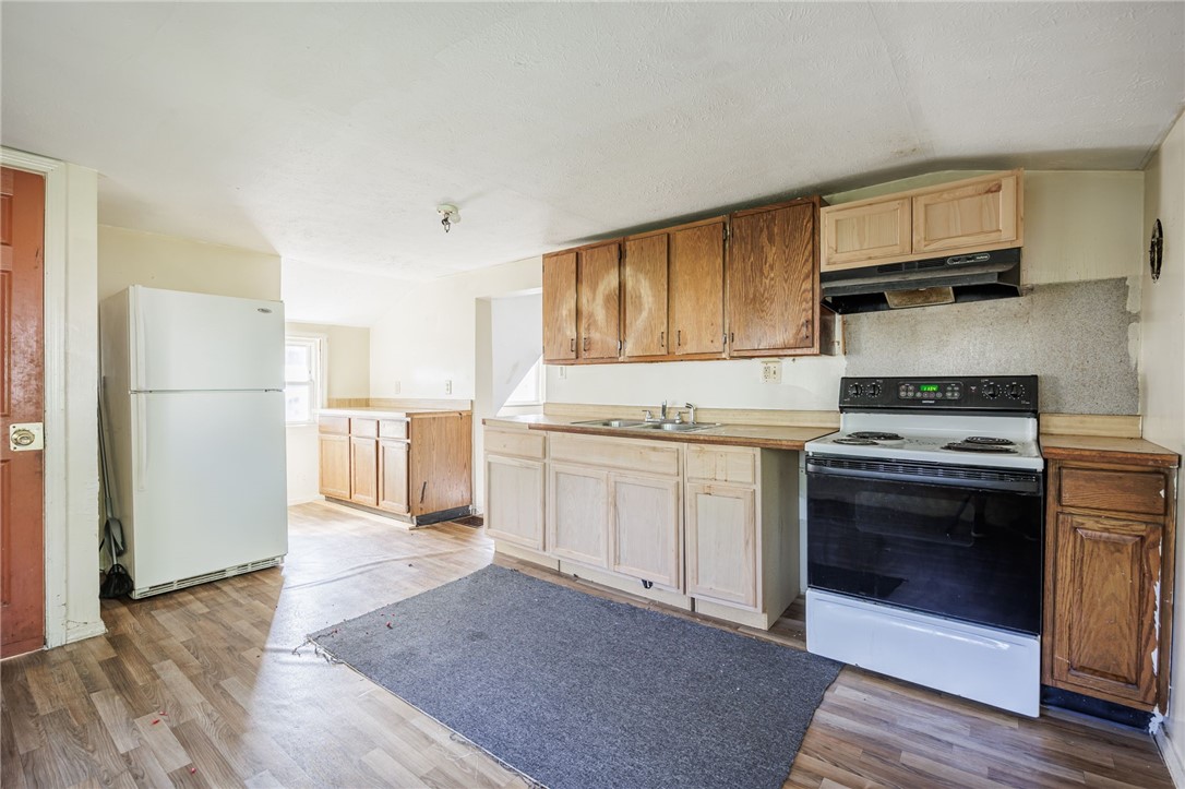 232 Lexington Avenue Rochester, NY 14613 - Photo 11 of 30 Gallery Image 11