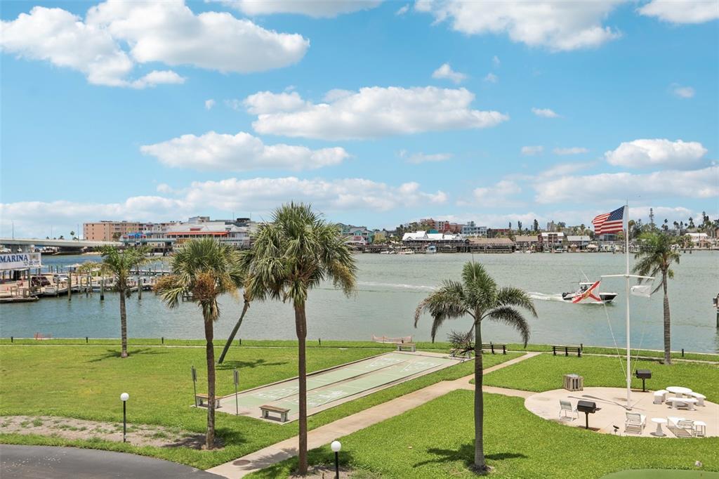 1 Key Capri, Unit 302E Treasure Island, FL 33706 - Photo 2 of 29