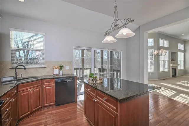 $439,000 | 9886 Nieman Place, Overland Park, KS 66214