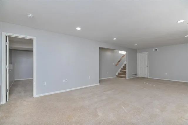 $439,000 | 9886 Nieman Place, Overland Park, KS 66214