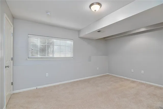 $439,000 | 9886 Nieman Place, Overland Park, KS 66214