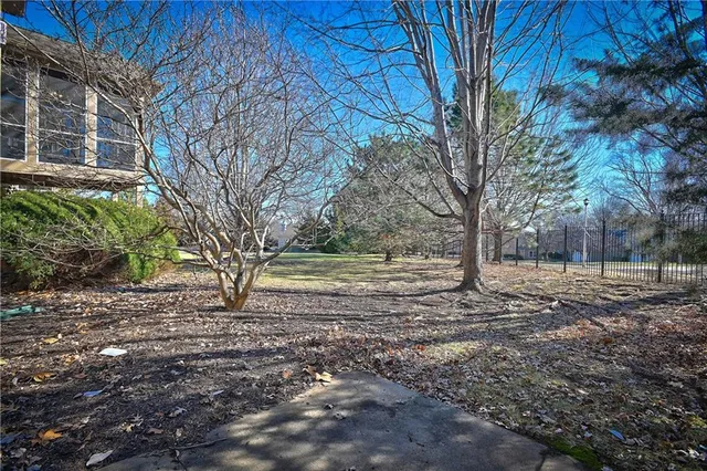 $439,000 | 9886 Nieman Place, Overland Park, KS 66214