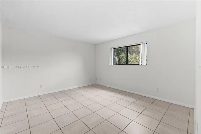 $1,850 | 6900 Southwest 39th Street, Unit 208J, Davie, FL 33314