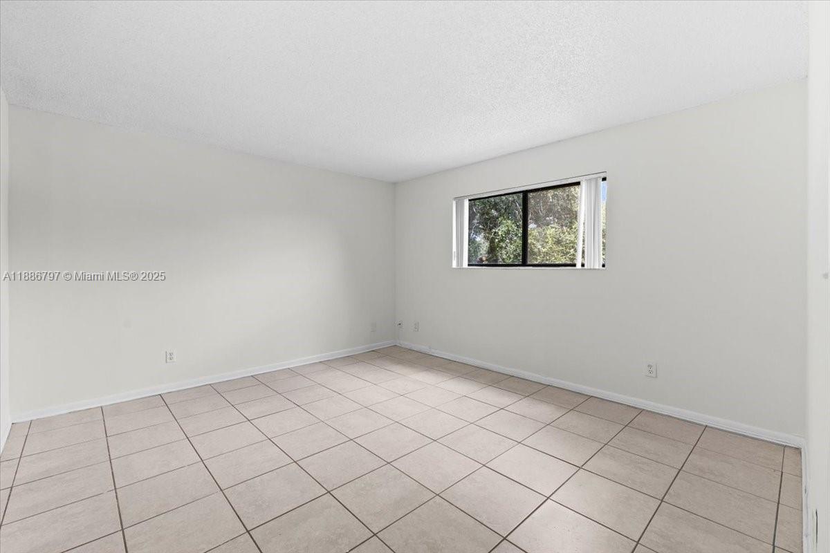 6900 Southwest 39th Street, Unit 208J Davie, FL 33314 - Photo 15 of 28