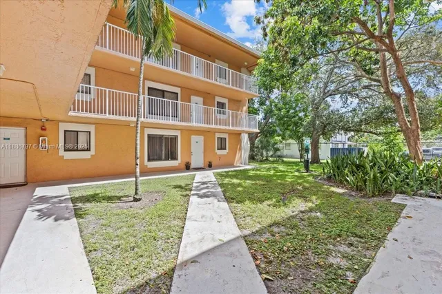 $1,850 | 6900 Southwest 39th Street, Unit 208J, Davie, FL 33314