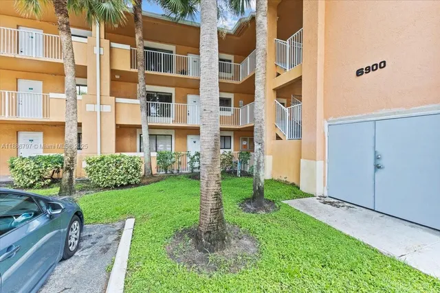 $1,850 | 6900 Southwest 39th Street, Unit 208J, Davie, FL 33314