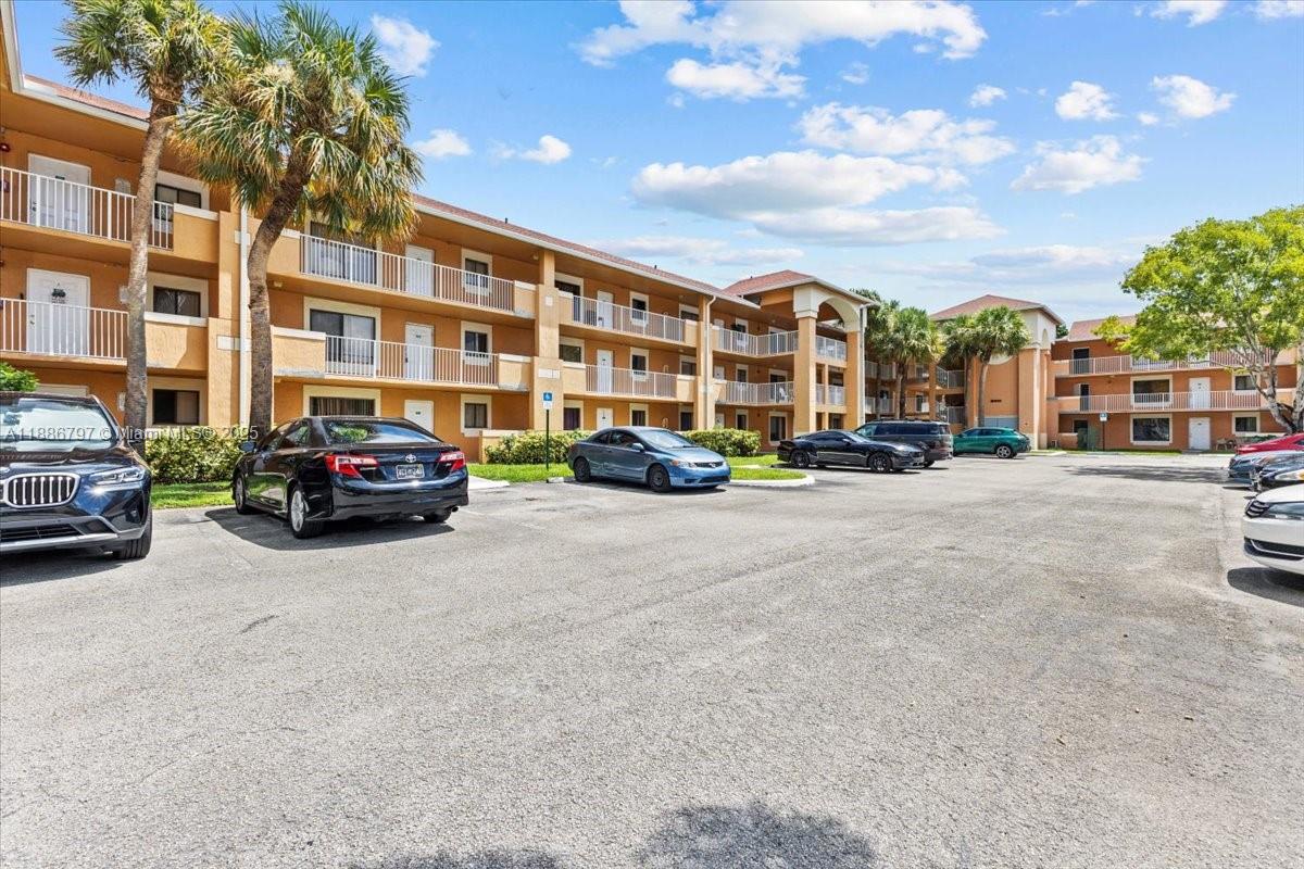 6900 Southwest 39th Street, Unit 208J Davie, FL 33314 - Photo 28 of 28