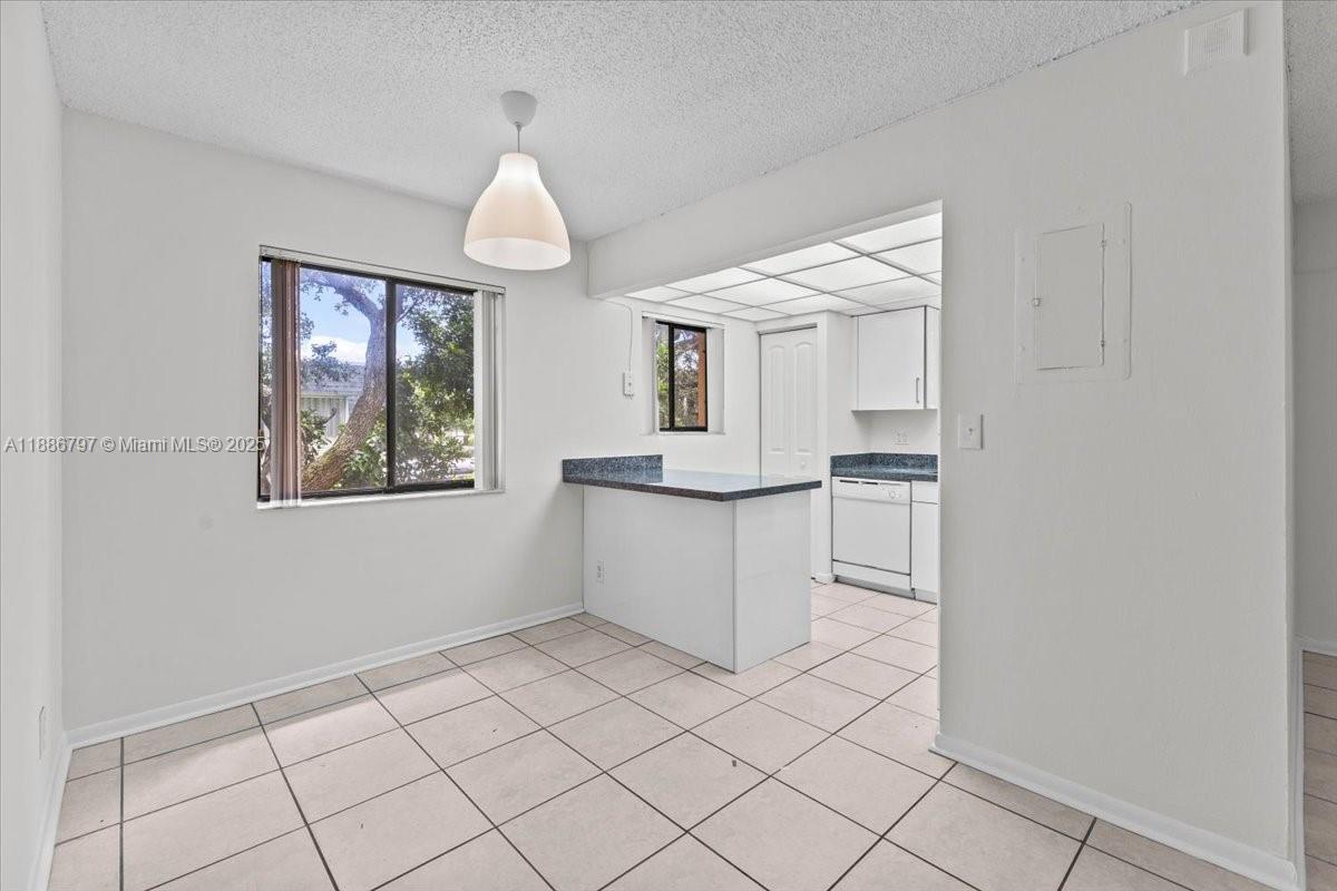 6900 Southwest 39th Street, Unit 208J Davie, FL 33314 - Photo 8 of 28