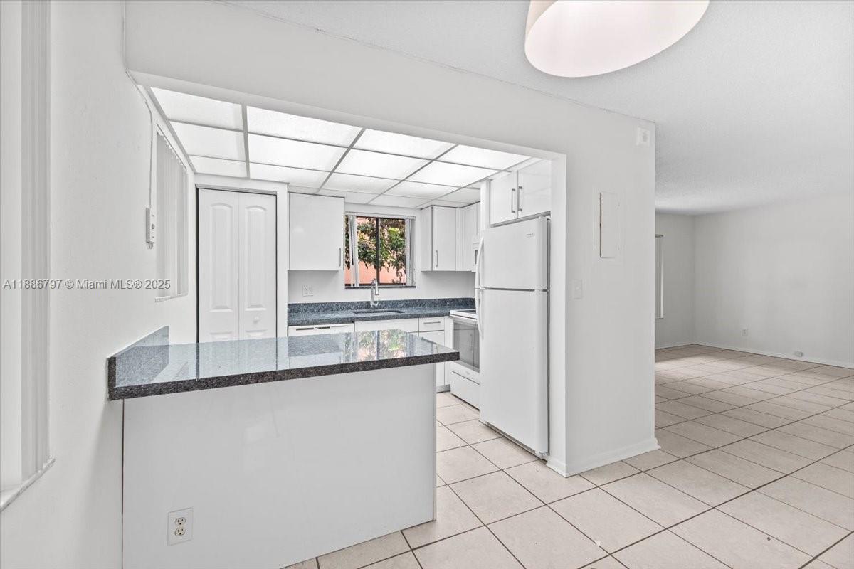 6900 Southwest 39th Street, Unit 208J Davie, FL 33314 - Photo 9 of 28