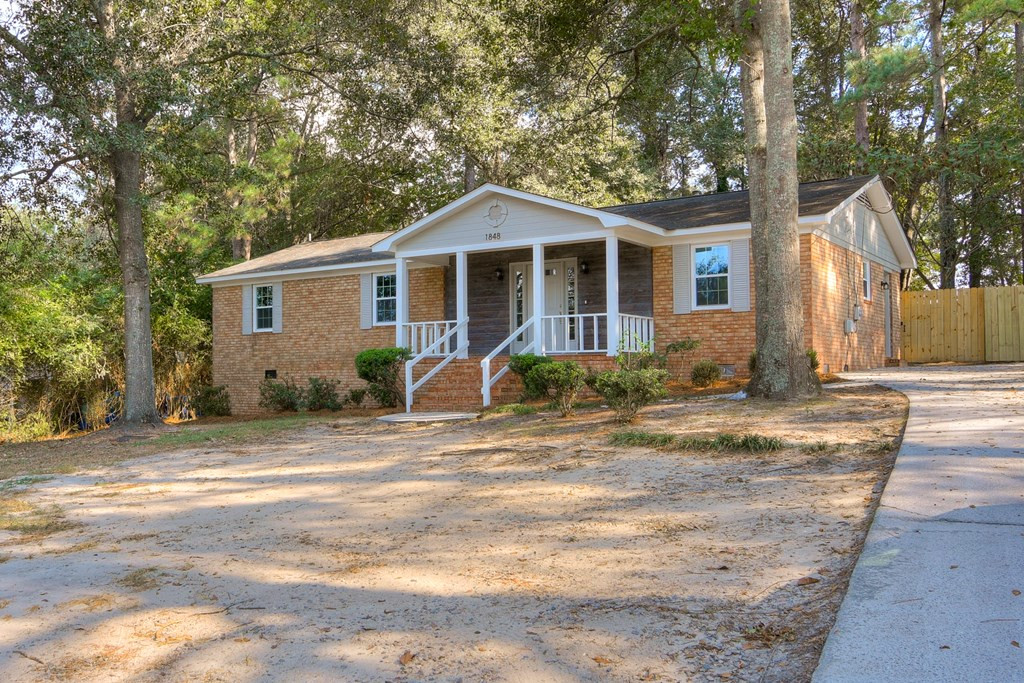 1848 McDade Road Augusta, GA 30906 - Photo 2 of 28