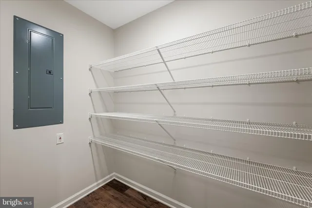 a view of walk in closet