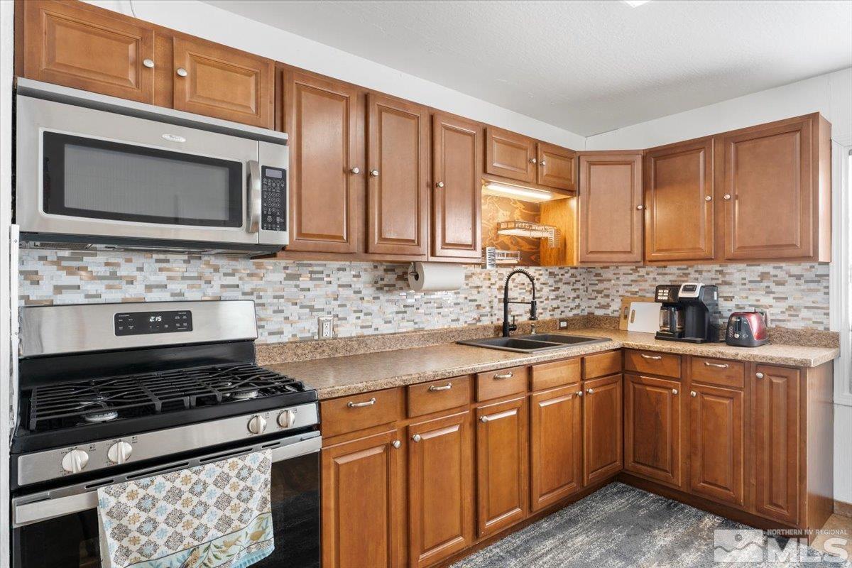 570 Hood Avenue Reno, NV 89512 - Photo 2 of 24 Photo 2