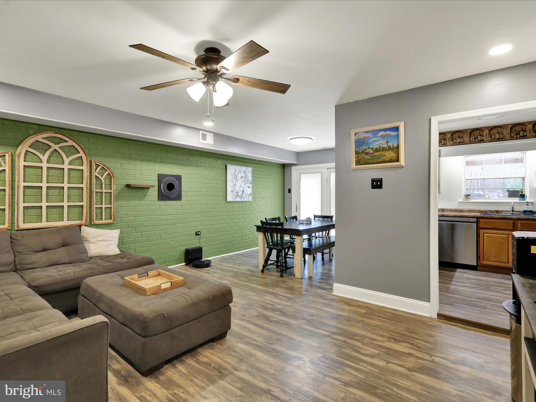 1212 Deer Run Reading, PA 19606 - Photo 5 of 29 a living room with furniture and a large window
