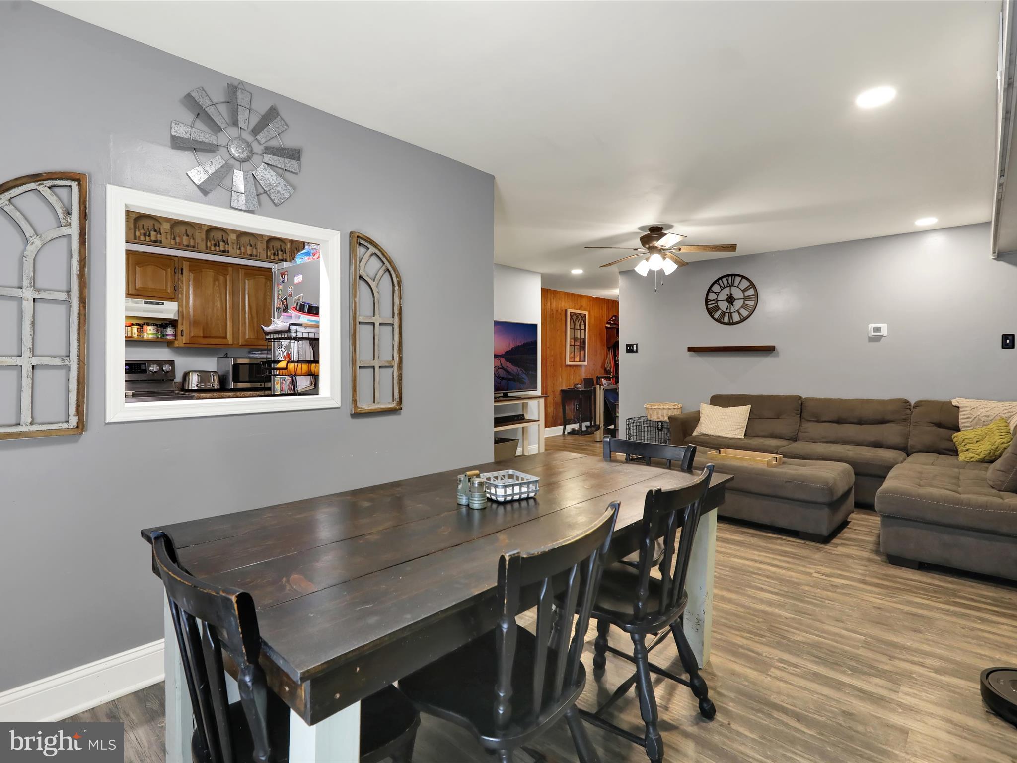 1212 Deer Run Reading, PA 19606 - Photo 8 of 29 a living room with furniture and a chandelier