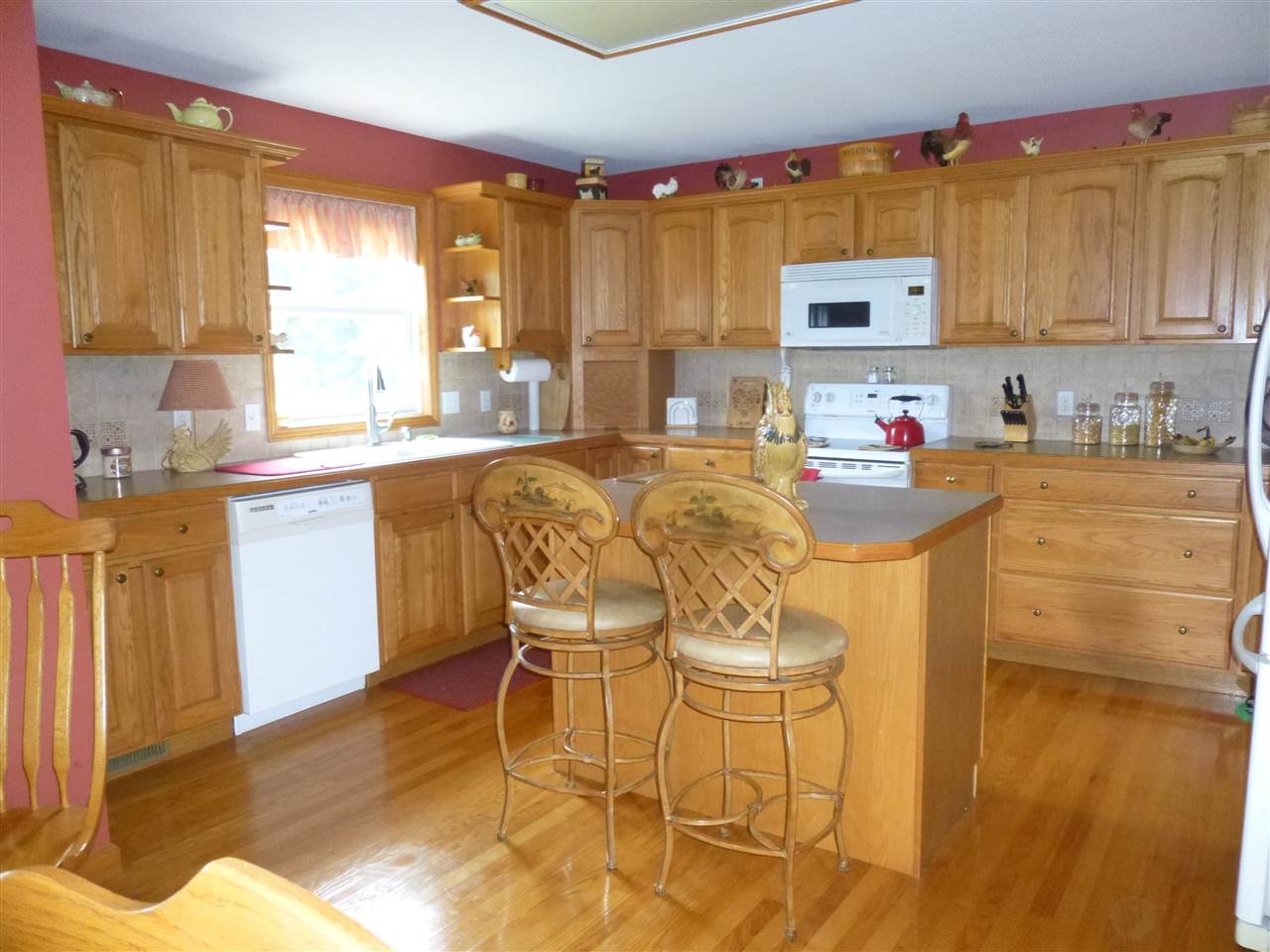 8977 West Lovejoy Road Byron, MI 48418 - Photo 23 of 40 31389203-26.JPG