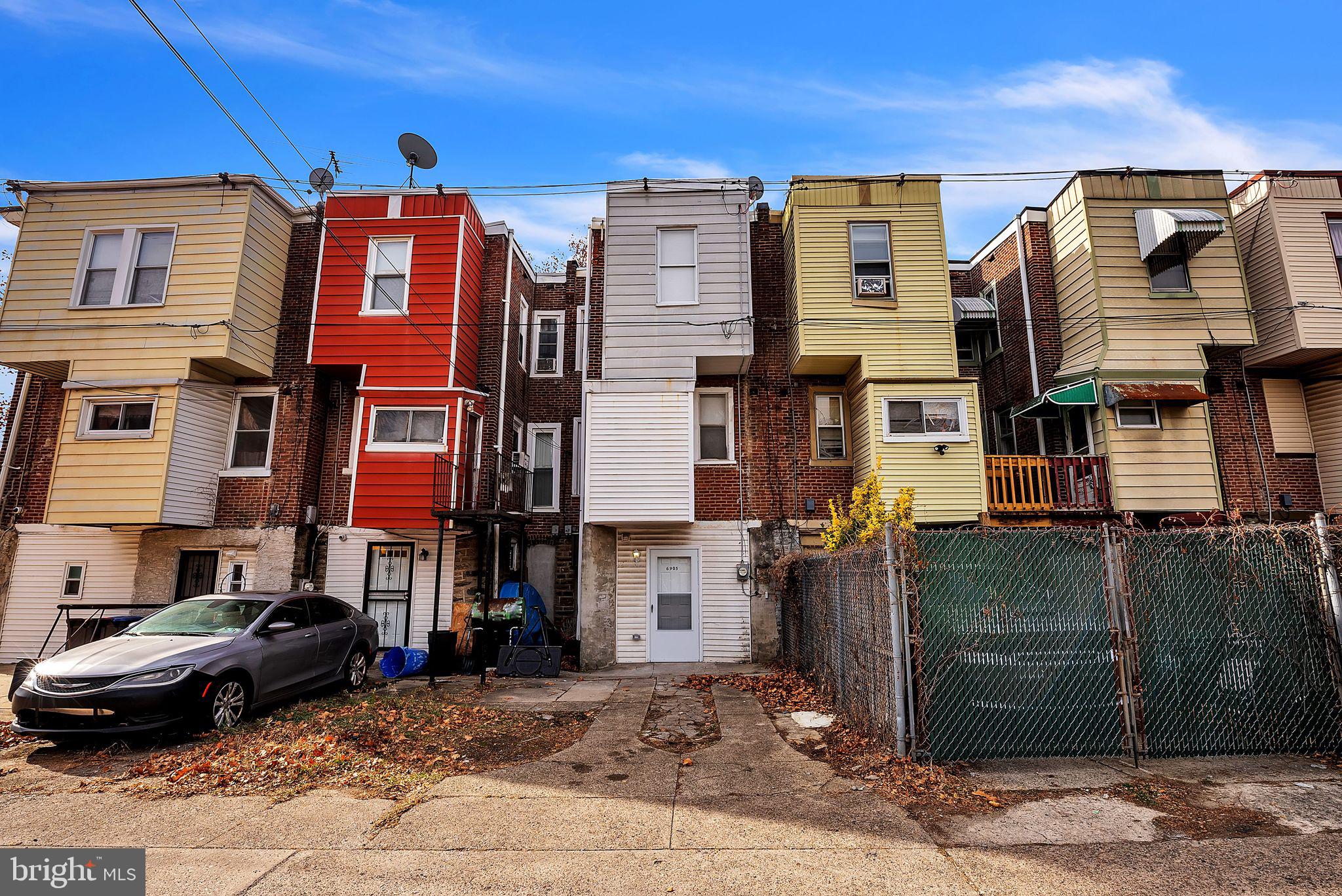 6905 Forrest Avenue Philadelphia, PA 19138 - Photo 26 of 26 Driveway Parking