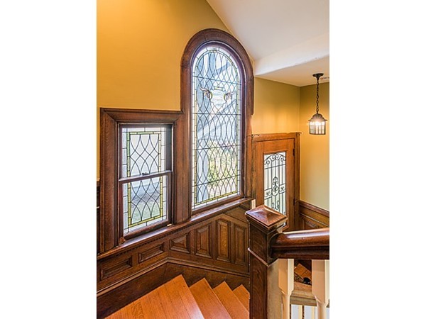 145 Salisbury Road, Unit 1 Brookline, MA 02445 - Photo 4 of 24 Gallery Image 4