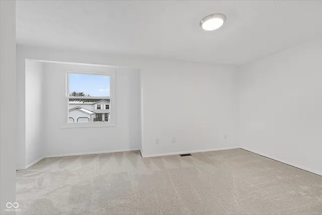 $127,900 | 10186 Dedham Drive, Indianapolis, IN 46229