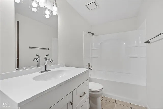 $127,900 | 10186 Dedham Drive, Indianapolis, IN 46229