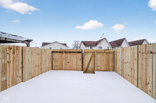 $127,900 | 10186 Dedham Drive, Indianapolis, IN 46229